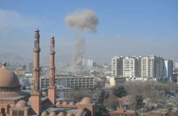 طالبان:نشر صور عن ضحايا القصف الامريكي في العراق على انها نتائج هجوم امس في كابل