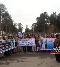 مئات الأفغان يتظاهرون تنديداً بتصاعد الإعتداءات ضد المساجد