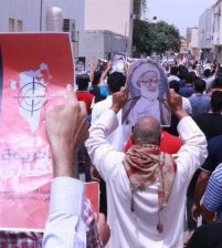 البحرين تؤجل محاكمة الشيخ القاسم