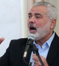 إسماعيل هنية يخلف مشعل لرئاسة حركة حماس