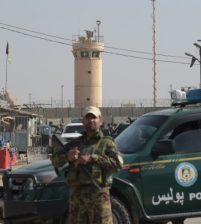 طالبان تقتل 8 في قاعدة امريكا في افغانستان