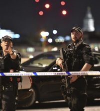 لندن : قتيل و8 جرحى في عملية ارهابية