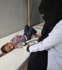 الكوليرا تقتل طفل كل دقيقة في اليمن