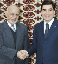 رئيس افغانستان يؤكد على مشروع تركمنستان للغاز