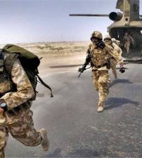 امريكا ترسل 100 جندي الى افغانستان