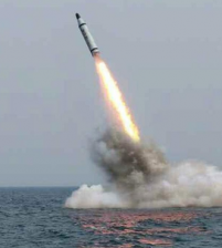 كوريا الشمالية اطلق صاروخ باليستي على اليابان