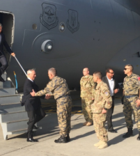 استراتيجة ترامب توصل وزير دفاعه وامين الناتو الى افغانستان