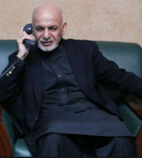غني يبحث وضع أفغانستان والمنطقة مع نائب ترامب