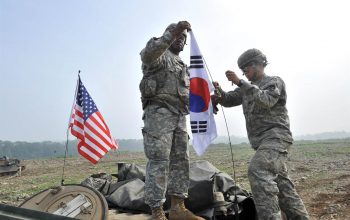 قريبا: مناورات عسكرية بين كوريا الجنوبية وامريكا