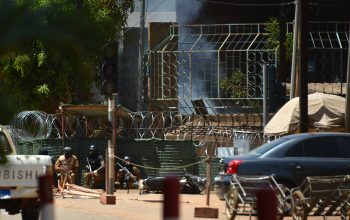 هجوم مسلح ضد سفارة فرنسا في بوركينا فاسو