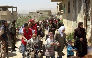  اكثر من 100 الف مدني خرجو من الغوطة الشرقية