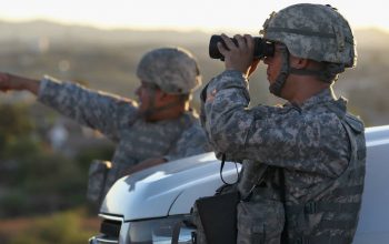 امريكا تنشر الحرس الوطني على حدود المكسيك